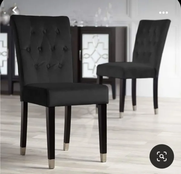 silla elegante negra